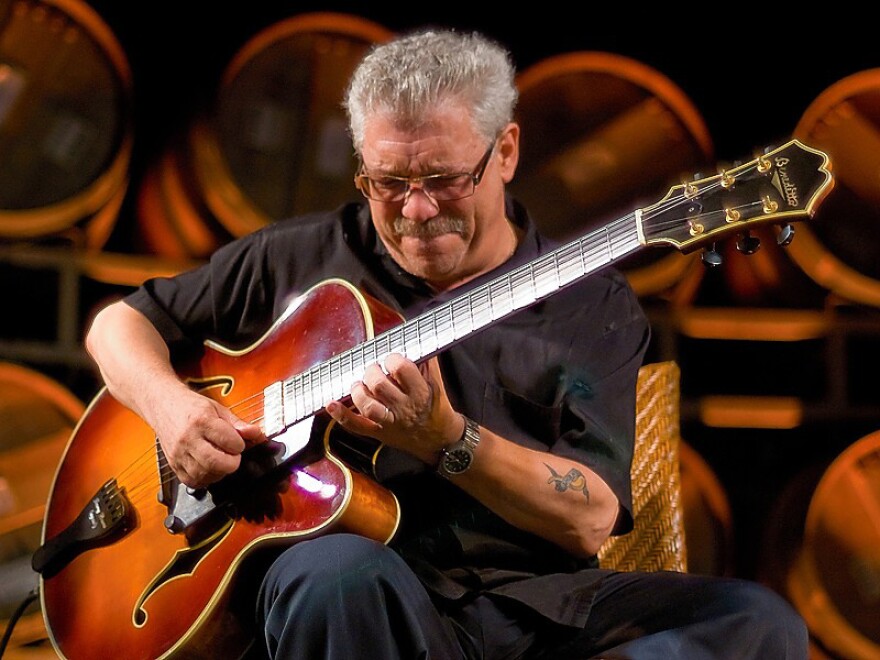 Podcast: Interview with Jazz Guitarist Jimmy Bruno
